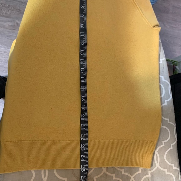 Italian Wool Sweater! - Picture 9 of 10